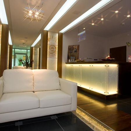 Hotel Perla Bieszczadow Geovita 차르나 외부 사진