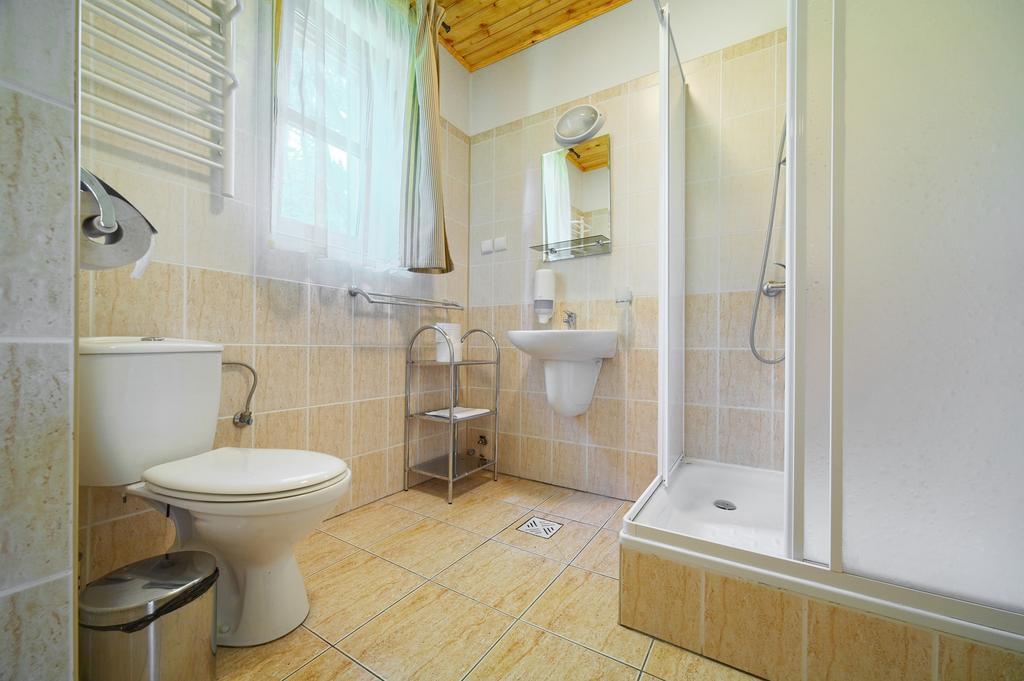 Hotel Perla Bieszczadow Geovita 차르나 객실 사진